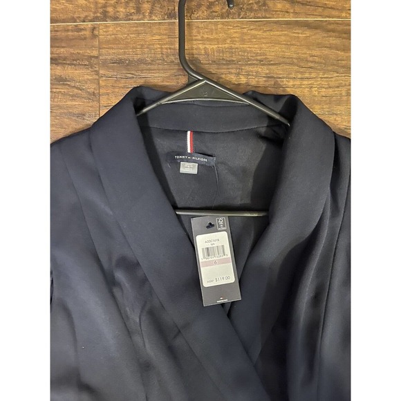 Tommy Hilfiger Navy dress sleeveless Classic v neck size 6 - Picture 3 of 6